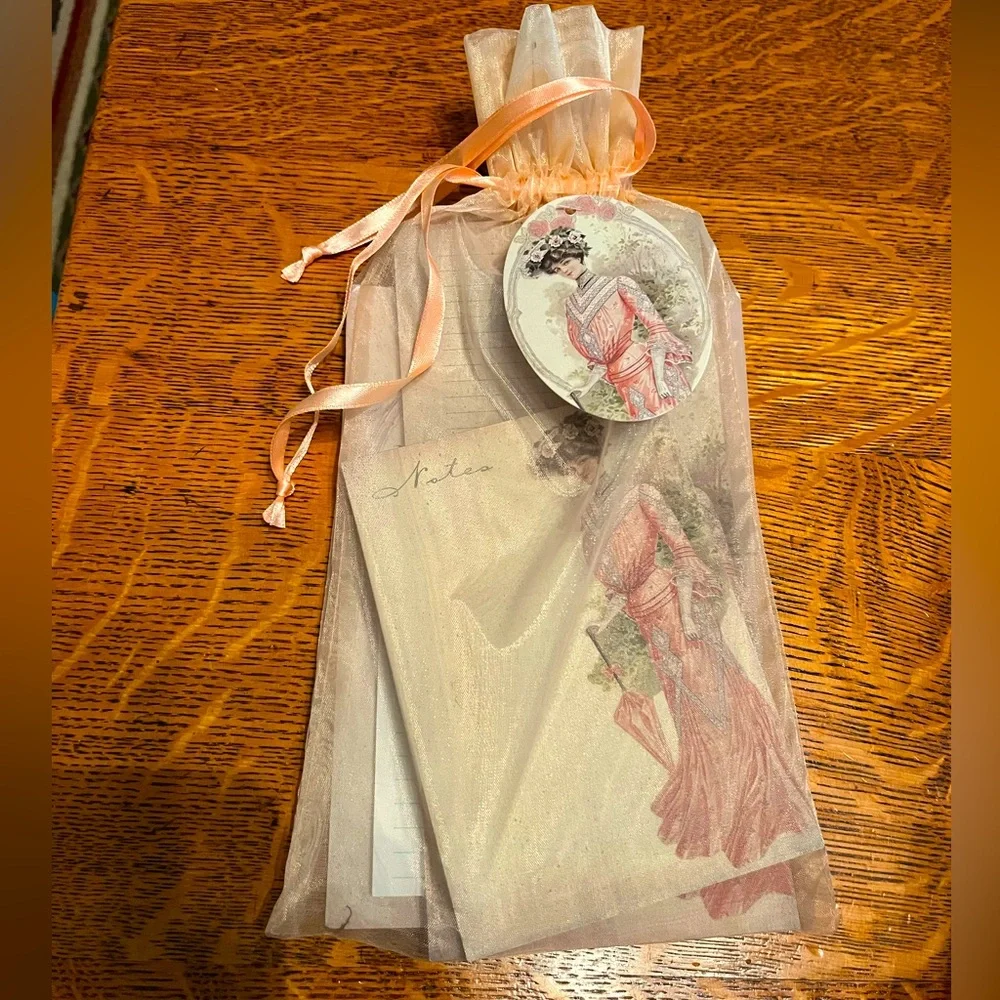 Notepad Bundle - Picture 2 of 5